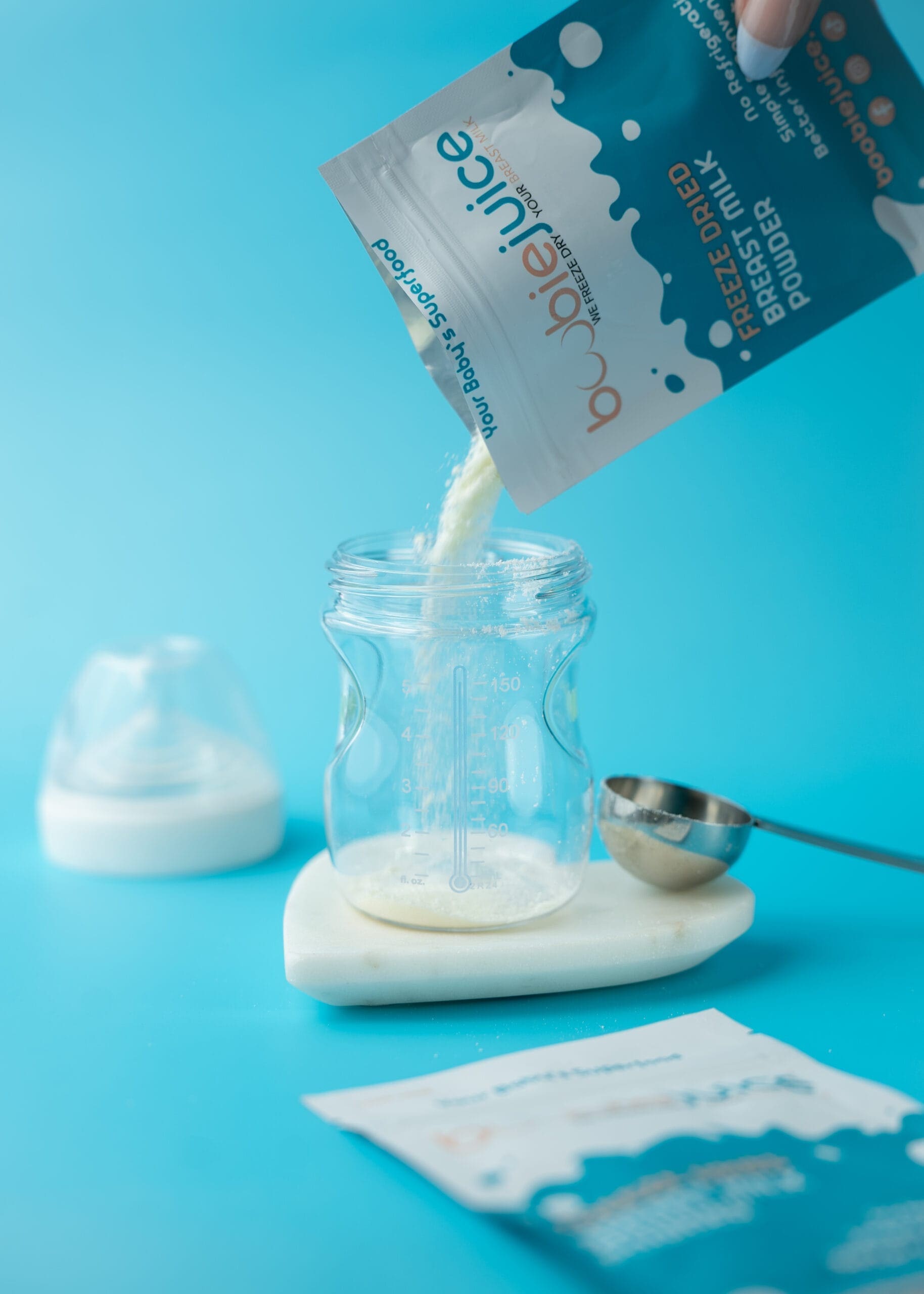 BoobieJuice freeze-dried breast milk powder, safely concentrated for customized infant fortification.